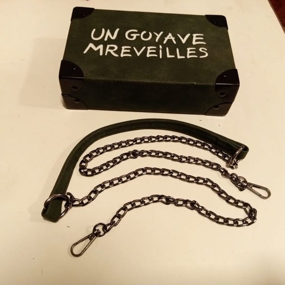 Box Clutch Bag/ crossbody bag - Picture 5 of 10